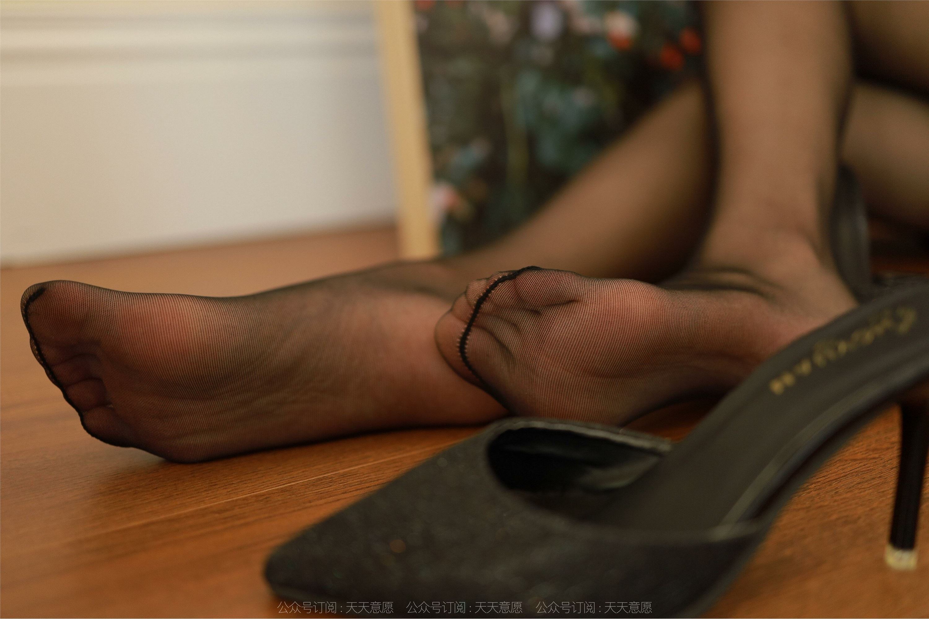 IESS异思趣向  2022.08.06 丝享家 1169：小宝《美女艺术家》